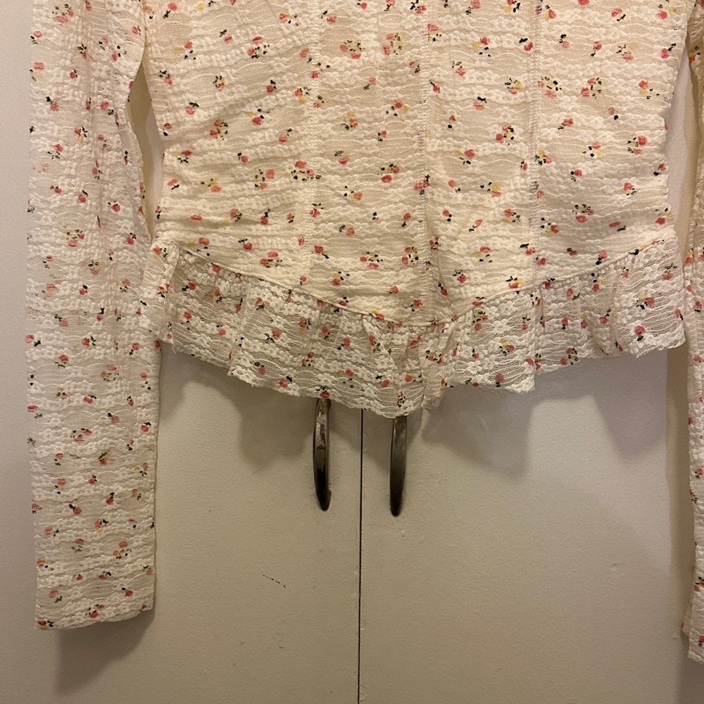 Wild Fable Cream Floral Blouse - Picture 3 of 5